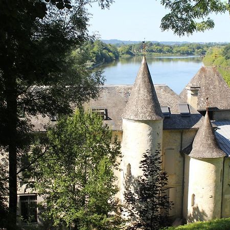 Chateau De Courtebotte Saint-Jean-de-Blaignac Buitenkant foto