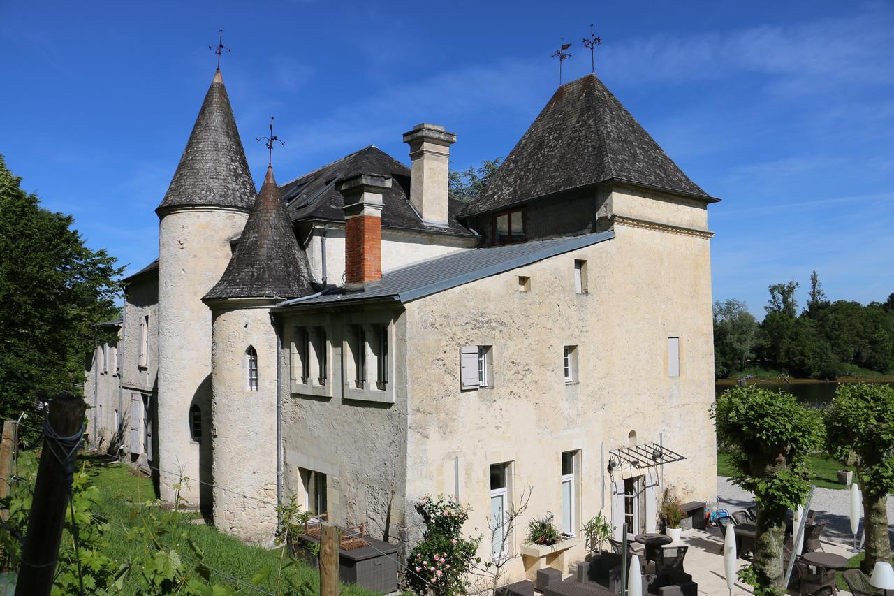 Chateau De Courtebotte Saint-Jean-de-Blaignac Buitenkant foto